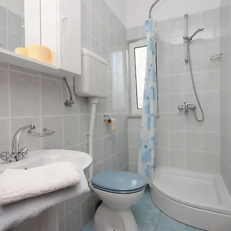 Studio 5620b *